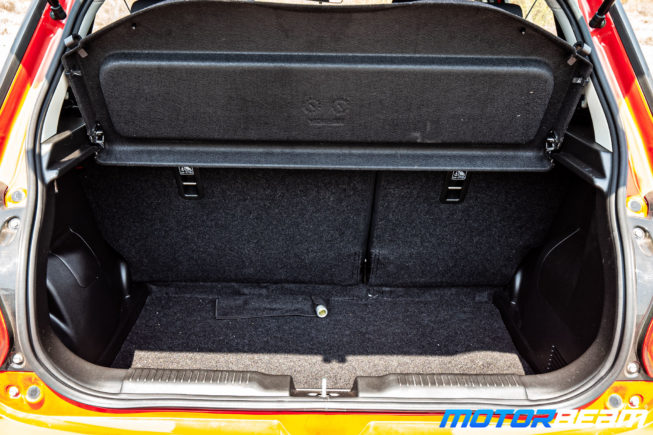 2021-Maruti-Swift-10