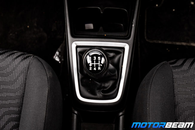 2021-Maruti-Swift-15