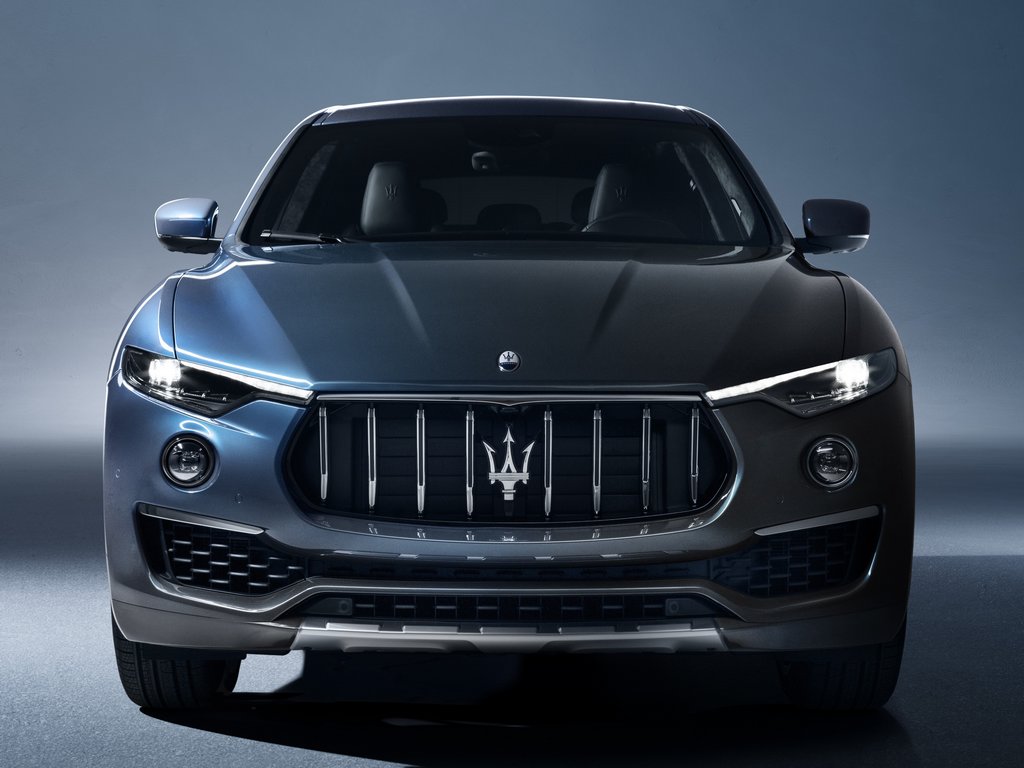 2021 Maserati Levante Hybrid Front