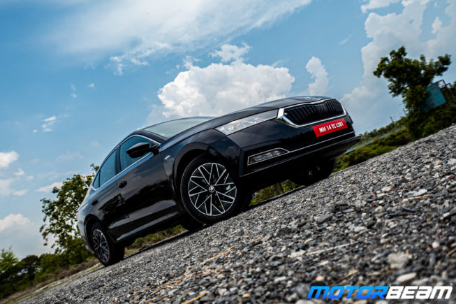 2021-Skoda-Octavia-13