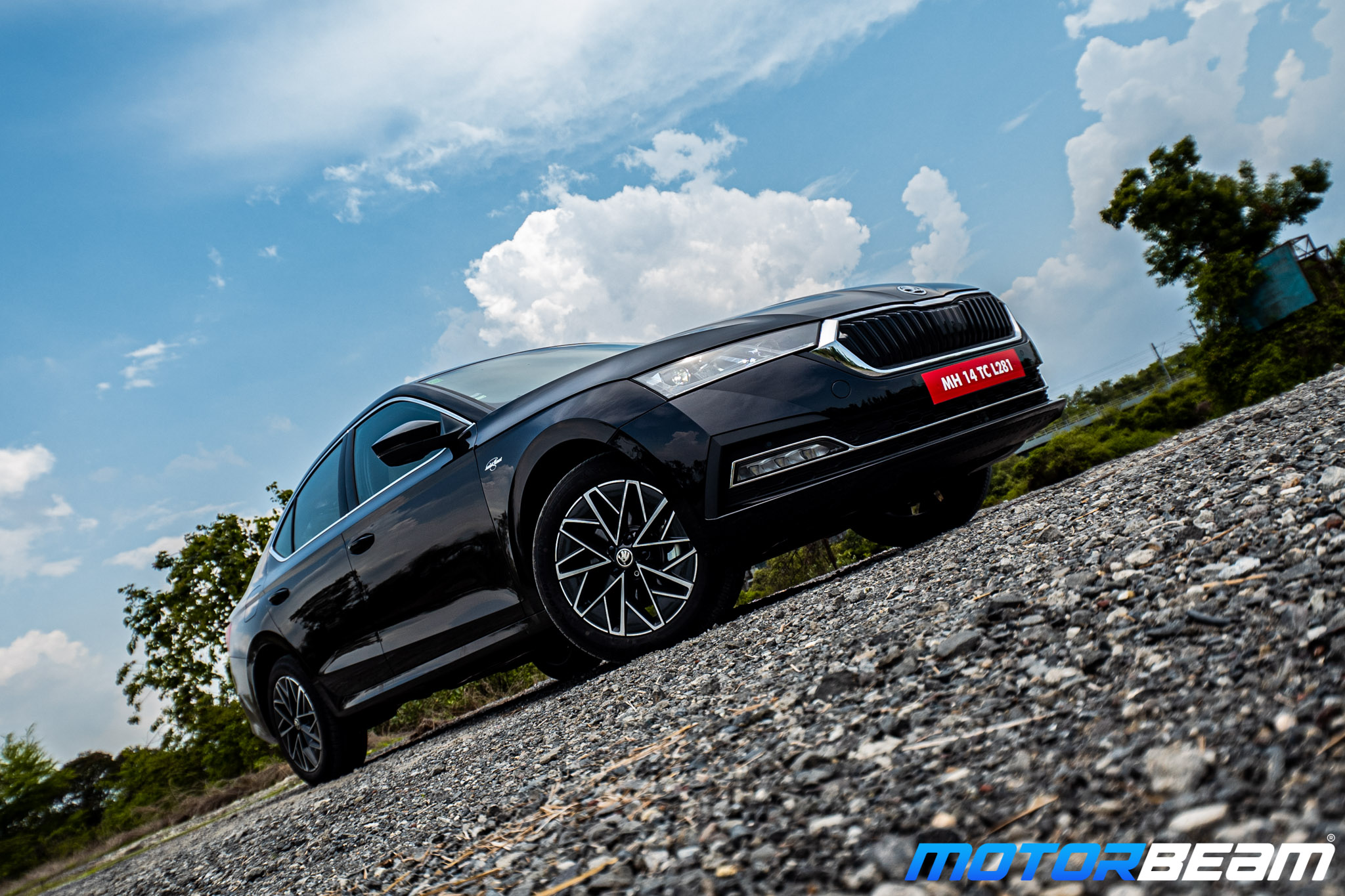 2021-Skoda-Octavia-13
