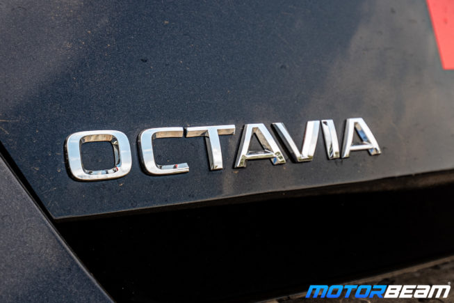 2021-Skoda-Octavia-17
