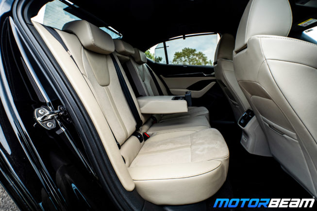 2021-Skoda-Octavia-3