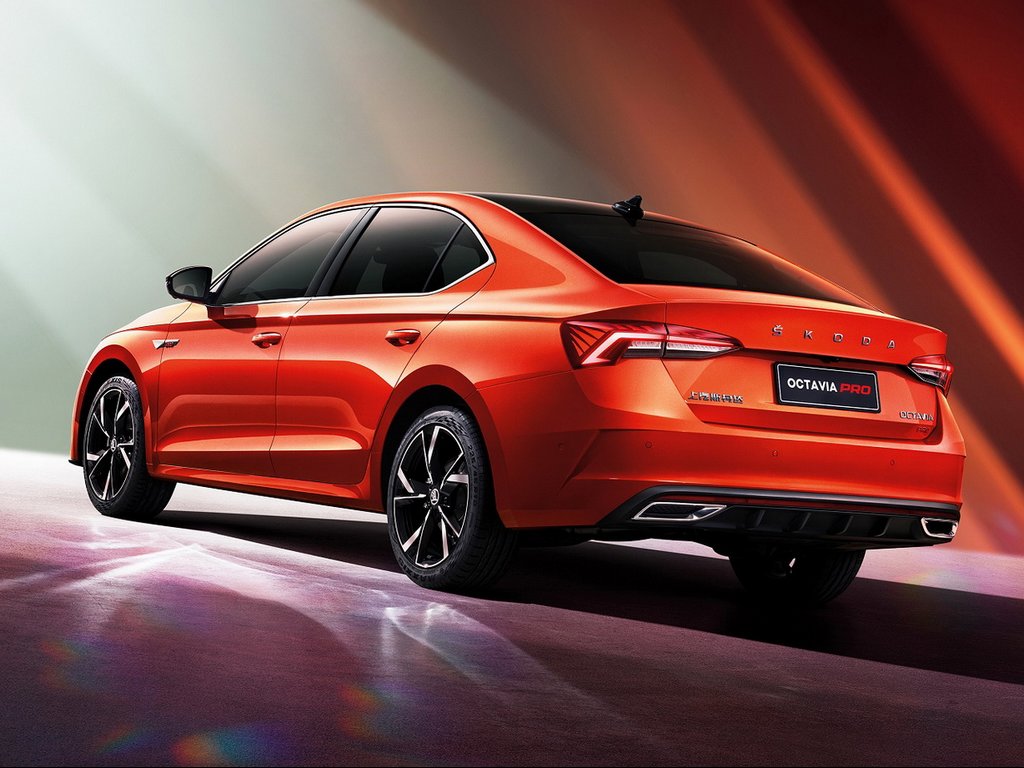 2021 Skoda Octavia Pro Rear
