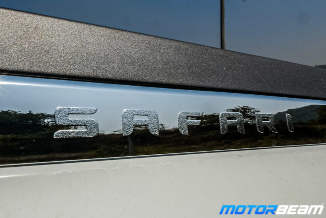 2021-Tata-Safari-25
