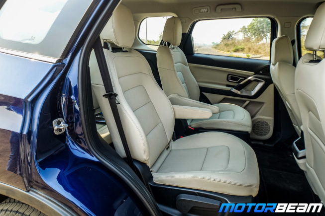 2021-Tata-Safari-34