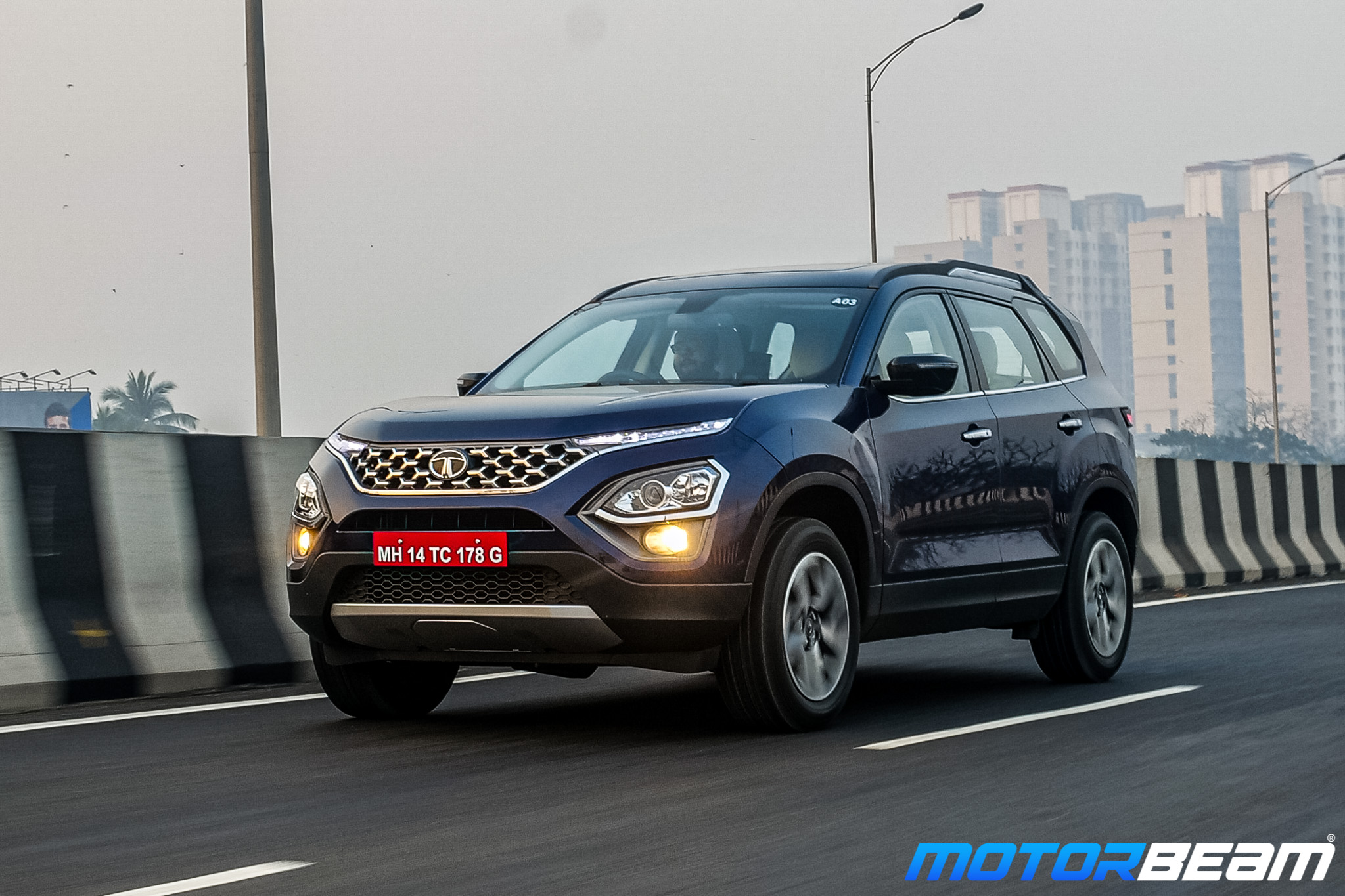 2021-Tata-Safari-6