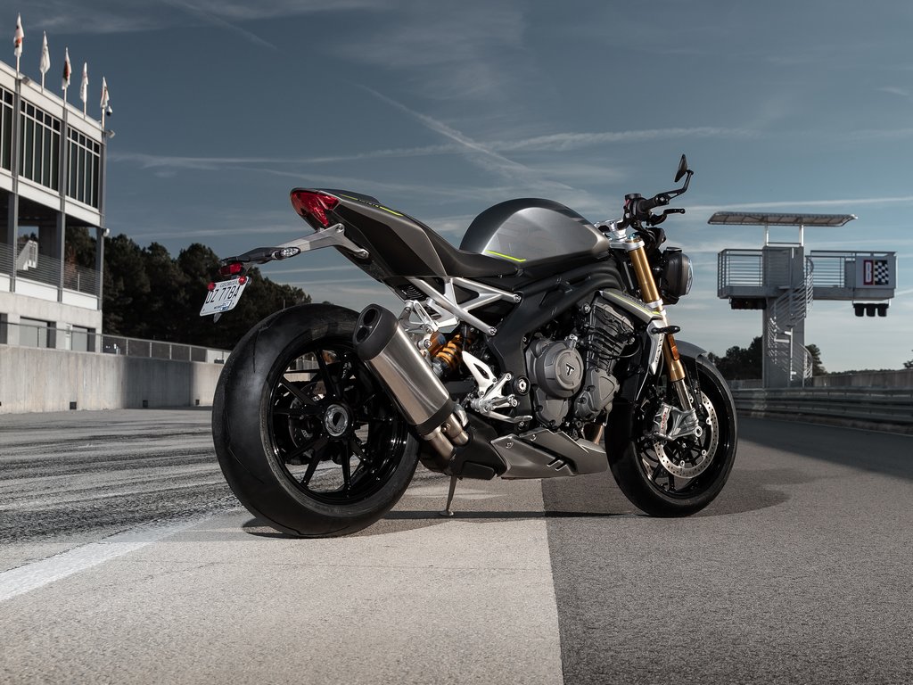 2021 Triumph Speed Triple 1200 RS Rear