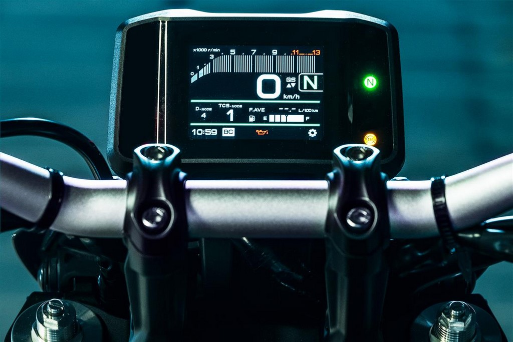 3.5-Inch Digital Cluster