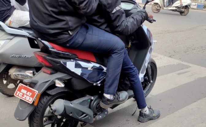 2022 Aprilia SR 160 Spied