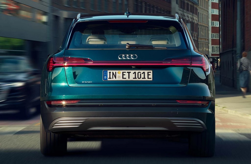 2022 Audi e-tron Rear