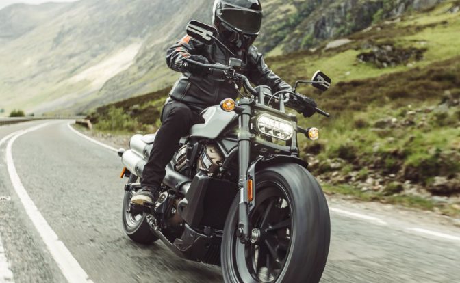 2022 Harley-Davidson Sportster S Front