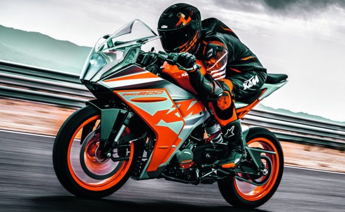 2022 KTM RC 200