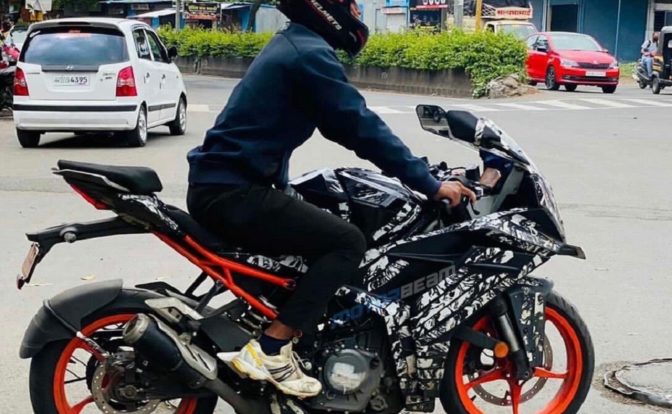 2022 KTM RC 390 Spotted