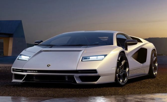 2022 Lamborghini Countach
