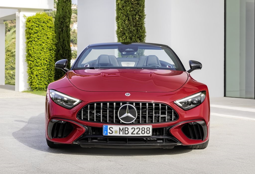 2022 Mercedes-AMG SL Front