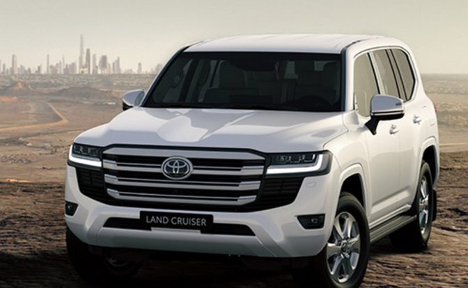 2022 Toyota Land Cruiser Front