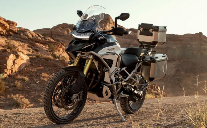 2022 Triumph Tiger 1200 Rally Explorer Front