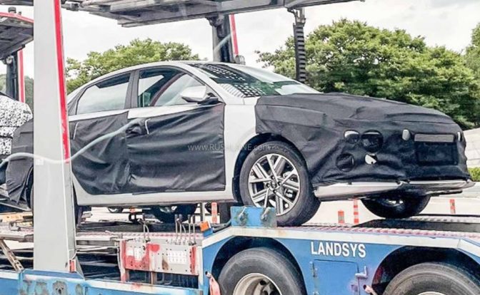 2023 Hyundai Verna Testing