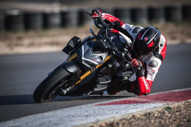 2024 Ducati Streetfighter V4 Features