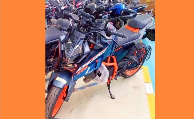 2024 KTM Duke 390 Spied