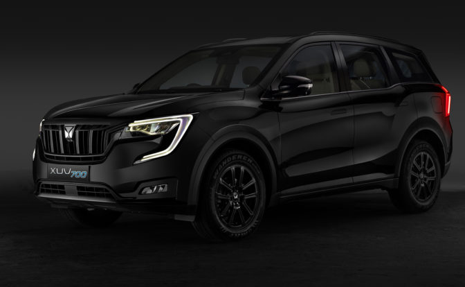 2024 Mahindra XUV700 1