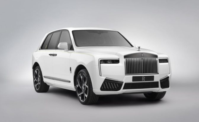 2024 Rolls-Royce Cullinan Facelift Black Badge