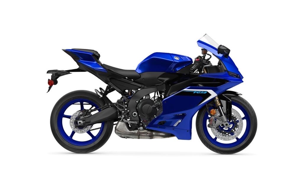 2025 Yamaha R9 Side
