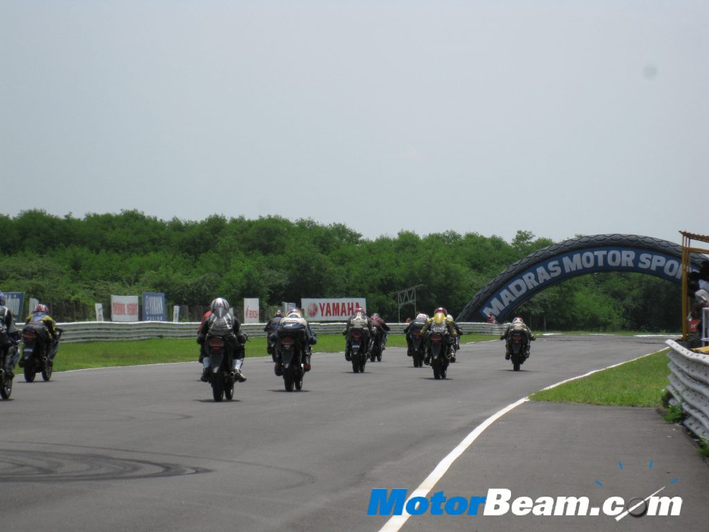4th_Leg_Yamaha_R15 4th_Leg_Yamaha_R15