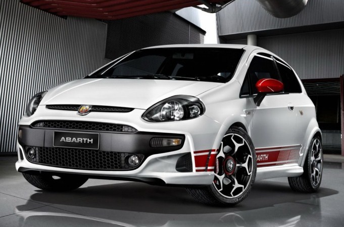 Abarth-Punto-EVO-114