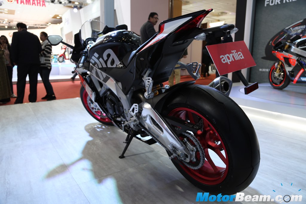 Aprilia RSV4 2