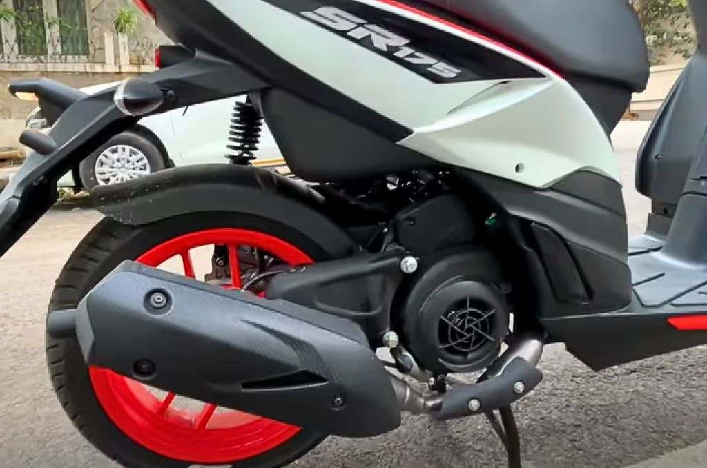 Aprilia SR 175 Spotted Rear