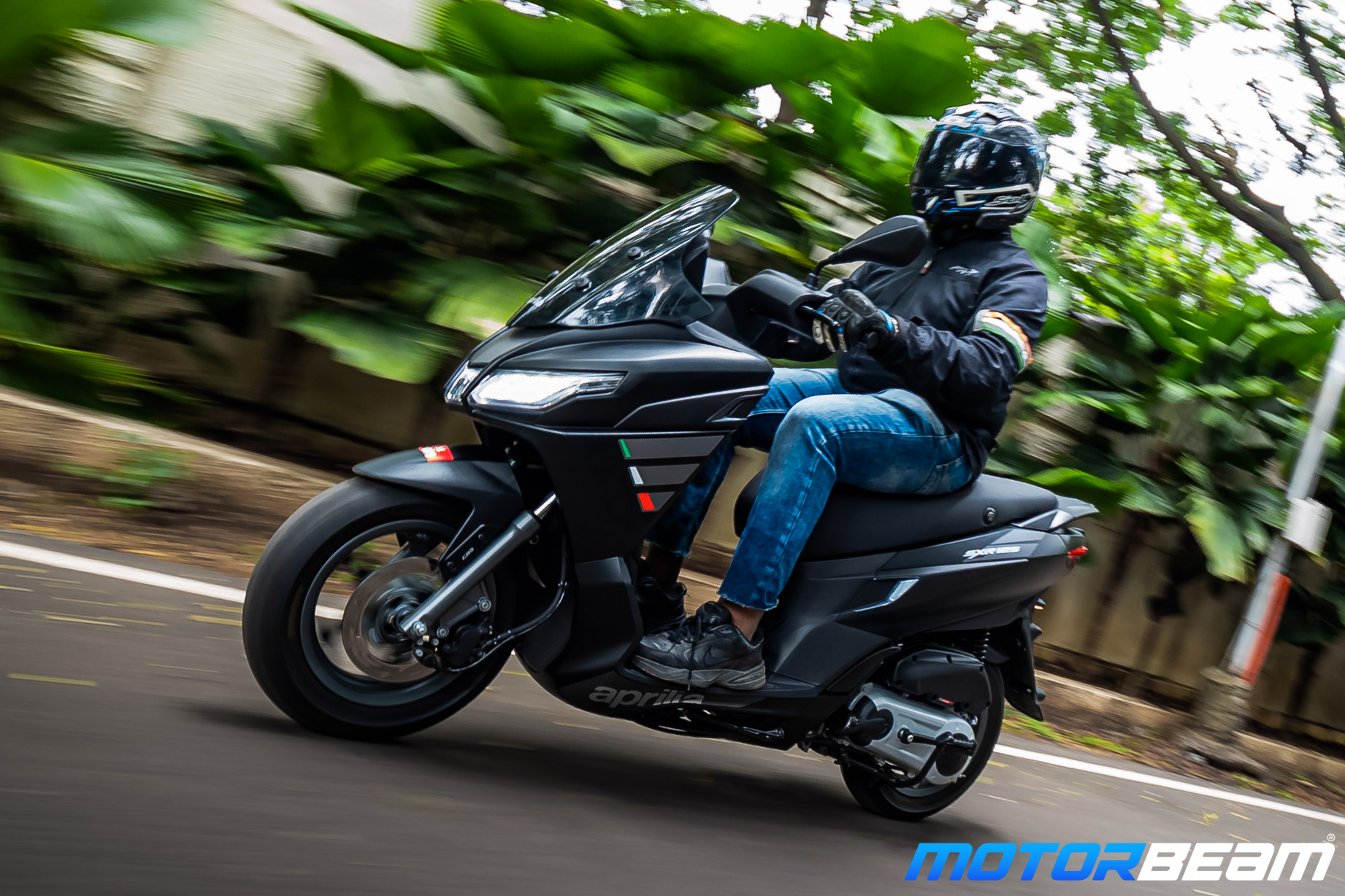 Aprilia SXR 125 Review 1