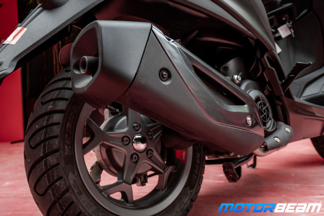 Aprilia SXR 125 Review 22