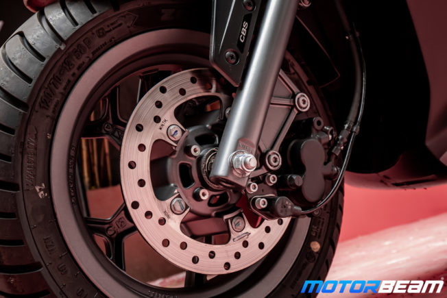 Aprilia SXR 125 Review 36