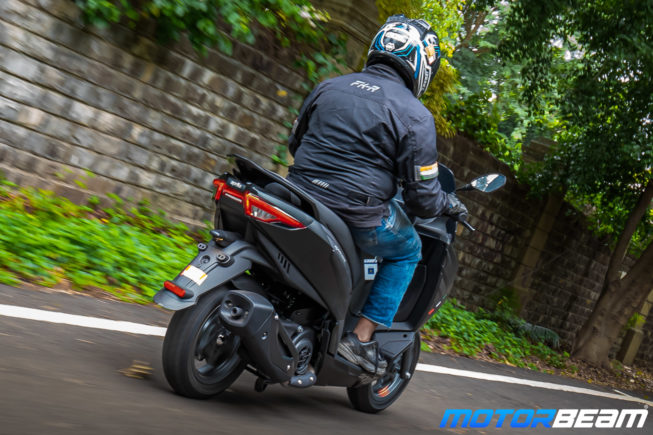 Aprilia SXR 125 Review 4