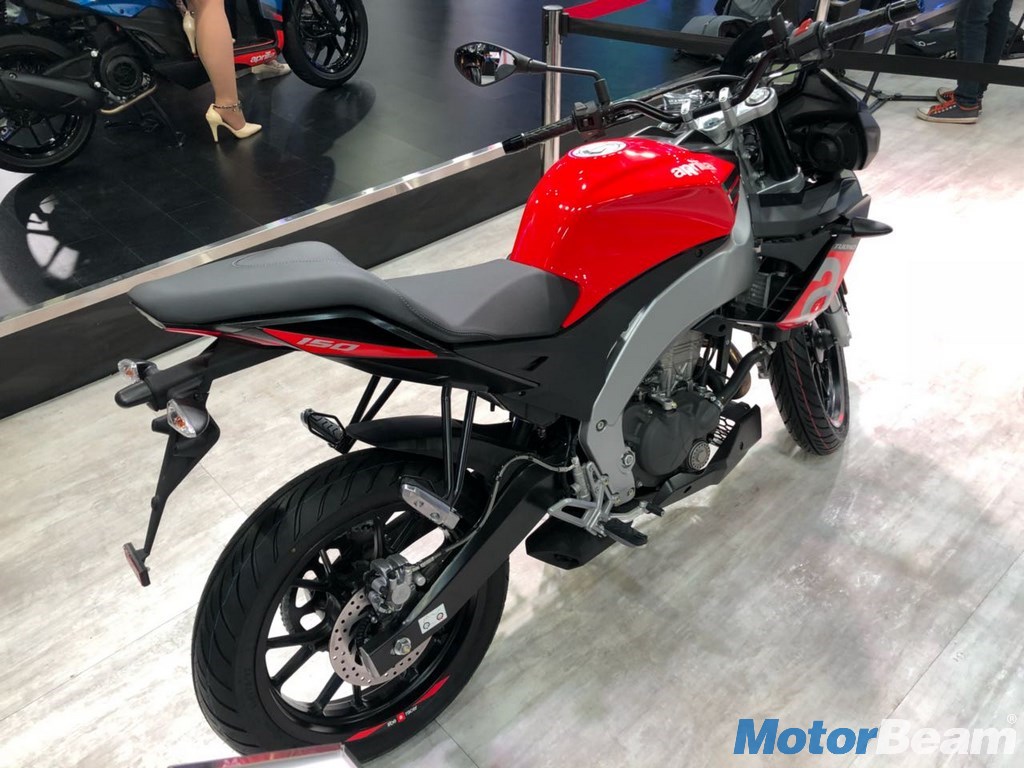 Aprilia Tuono 150 1