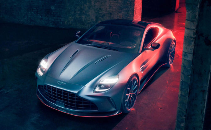 Aston Martin Vantage S front