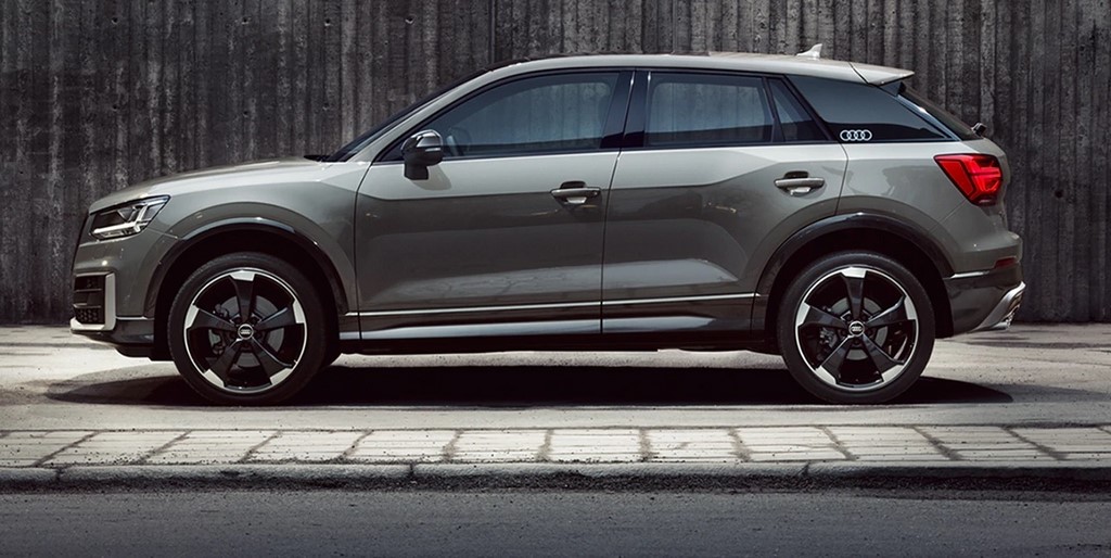 Audi Q2 Side