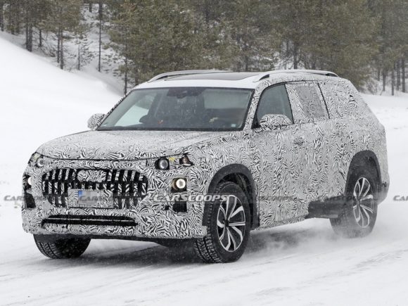 Audi Q9 Spotted