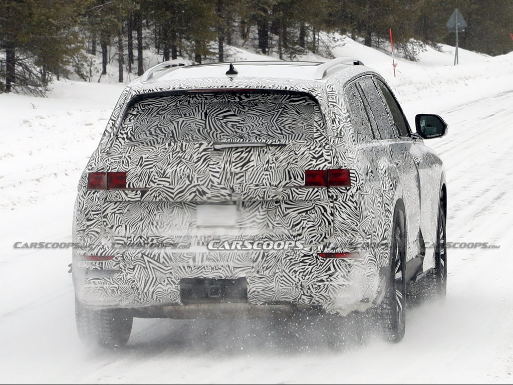 Audi Q9 Spotted Rear