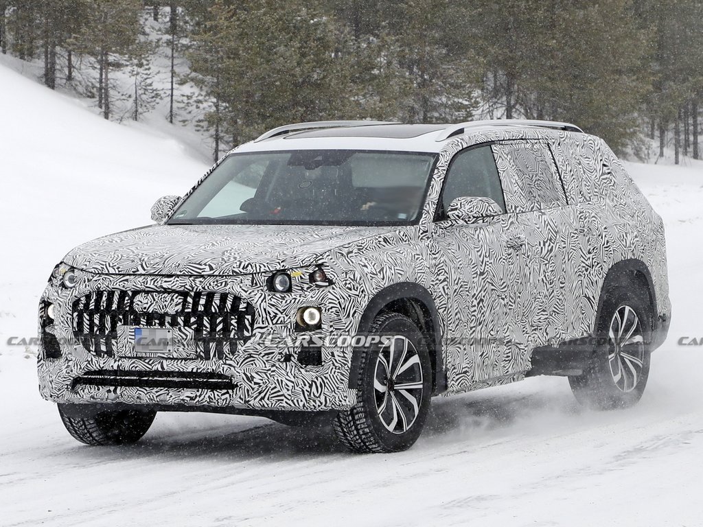 Audi Q9 Spotted