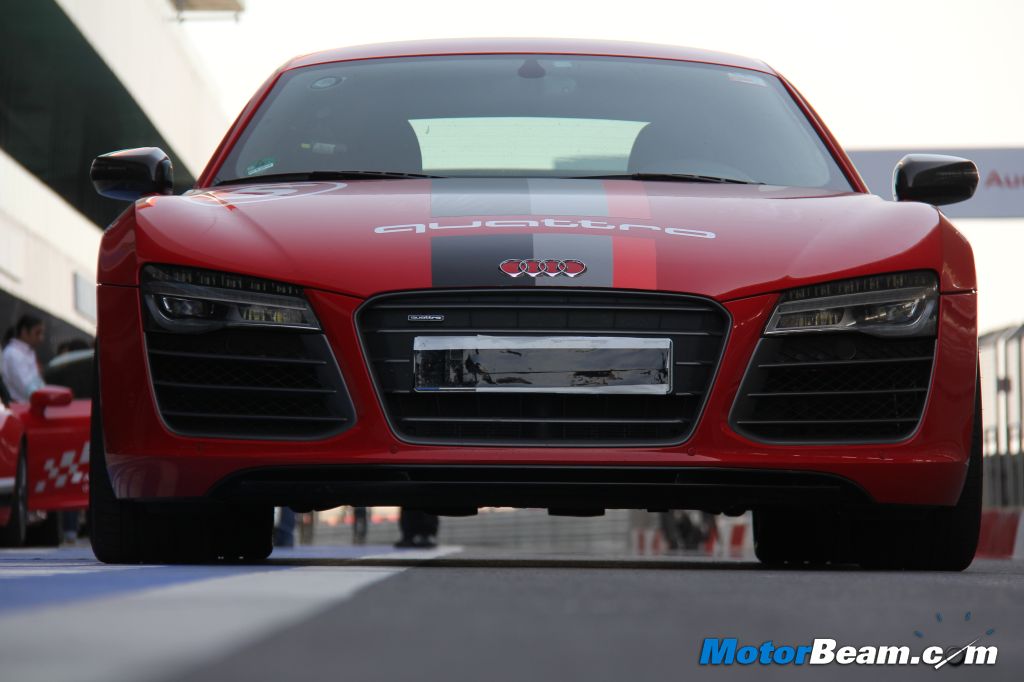 Audi R8 V10 Plus Test Drive