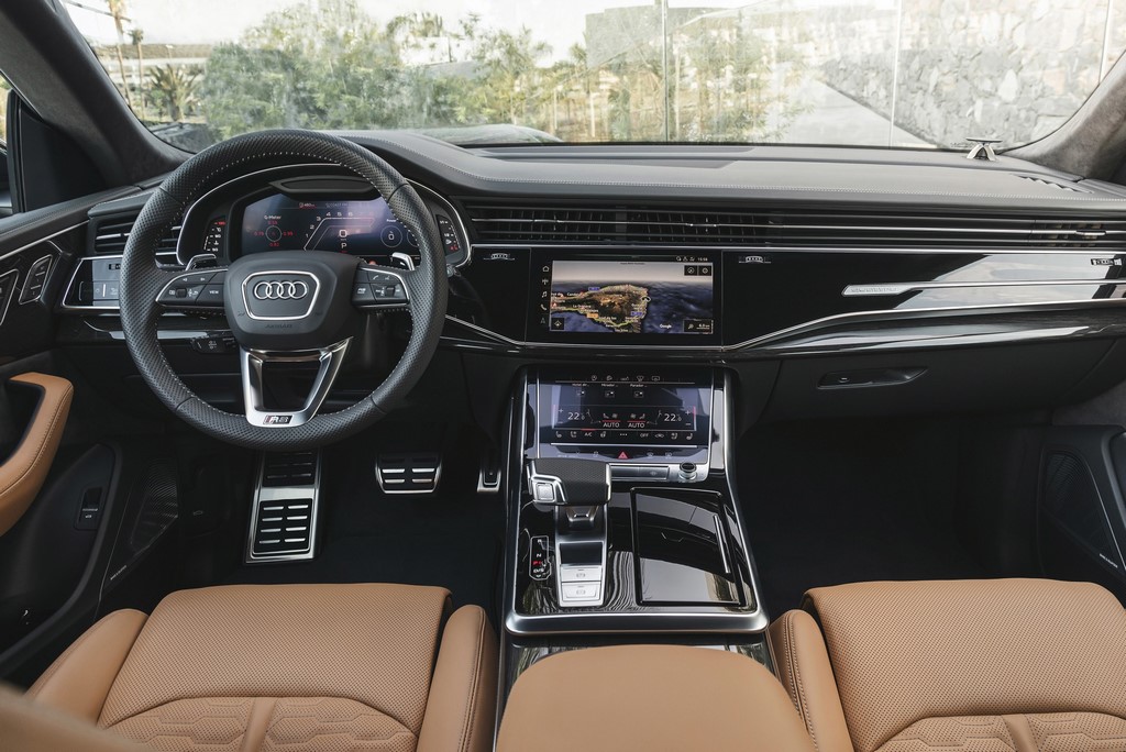 Audi RS Q8 Dashboard