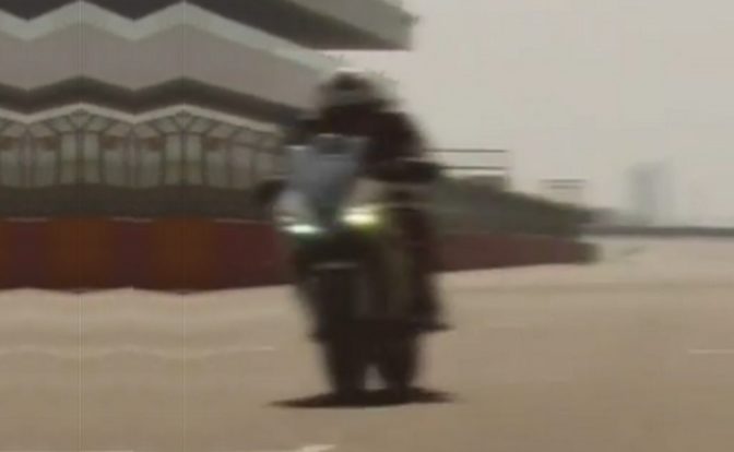 BMW 310 RR Teaser