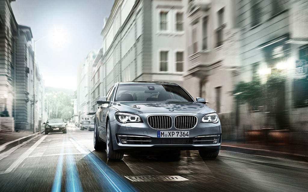 BMW 7-Series ActiveHybrid Front