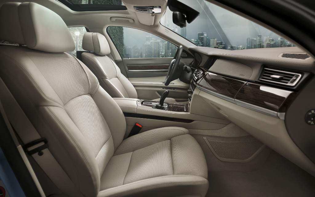 BMW 7-Series ActiveHybrid Interior
