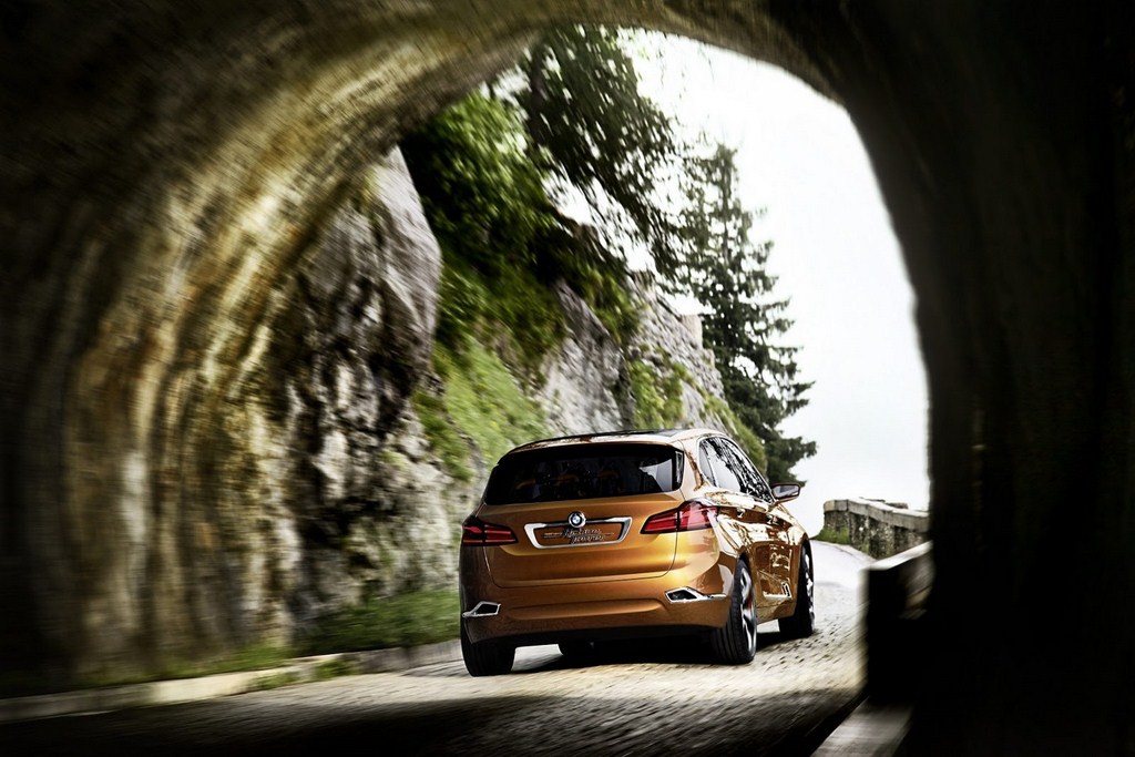 BMW Active Tourer Outdoor Concept Rear