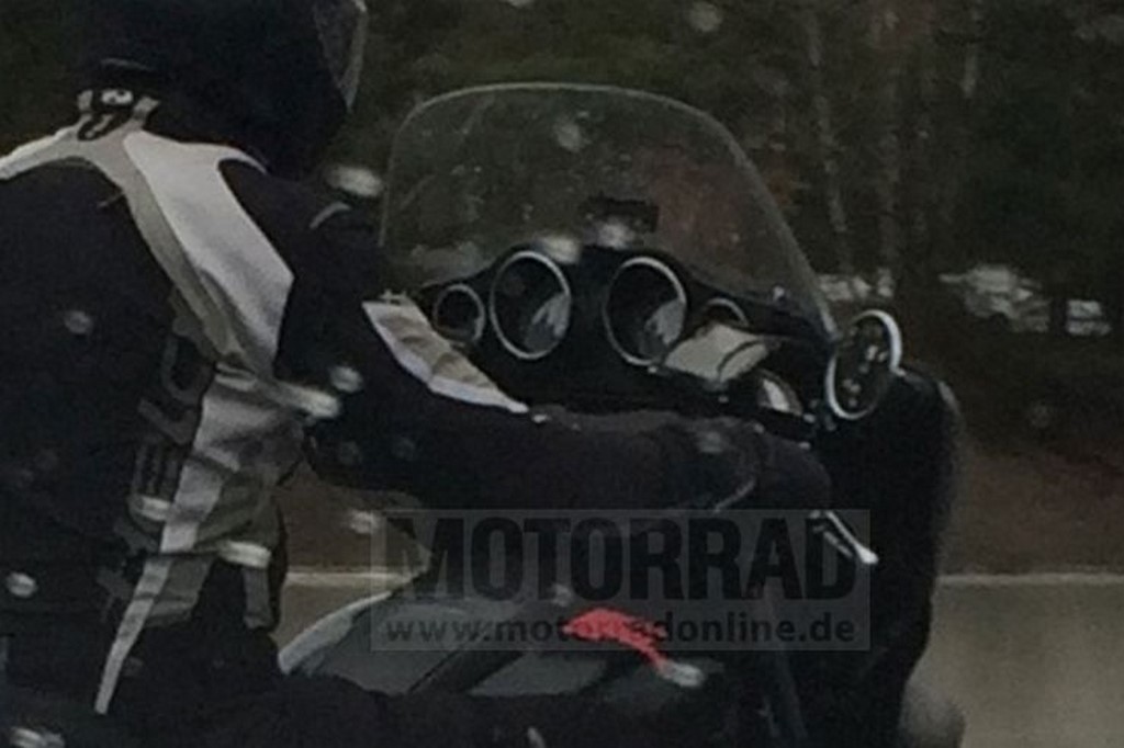 BMW Cruiser Motorcycle Instrument Cluster