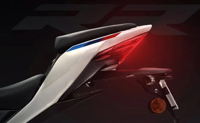 BMW G 310 RR teaser